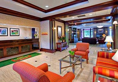 Courtyard 3*