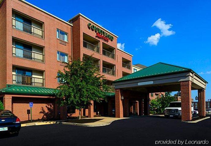 Courtyard Worcester